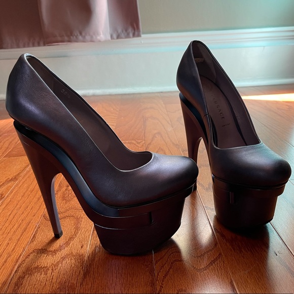 SkyHigh Versace Heels - Picture 6 of 10
